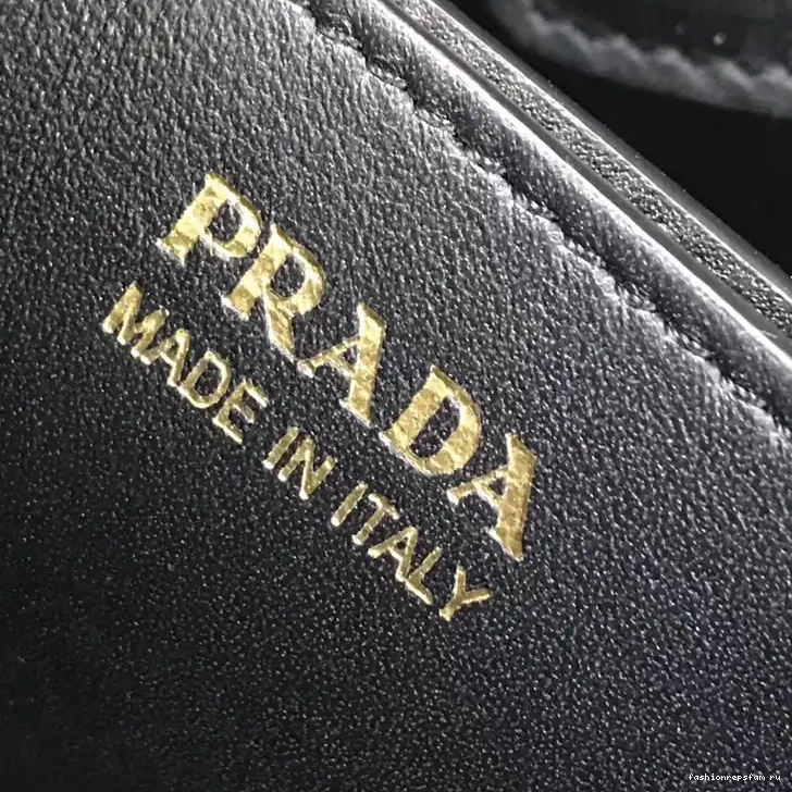 Fashionrepsfam ru Prada 2309YA0033 Bag 0526